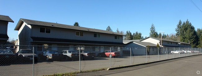 Building Photo - Broadway Park Apartments