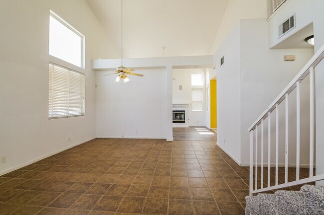 Building Photo - 6106 Quail Way, Quartz Hill, CA, 93536