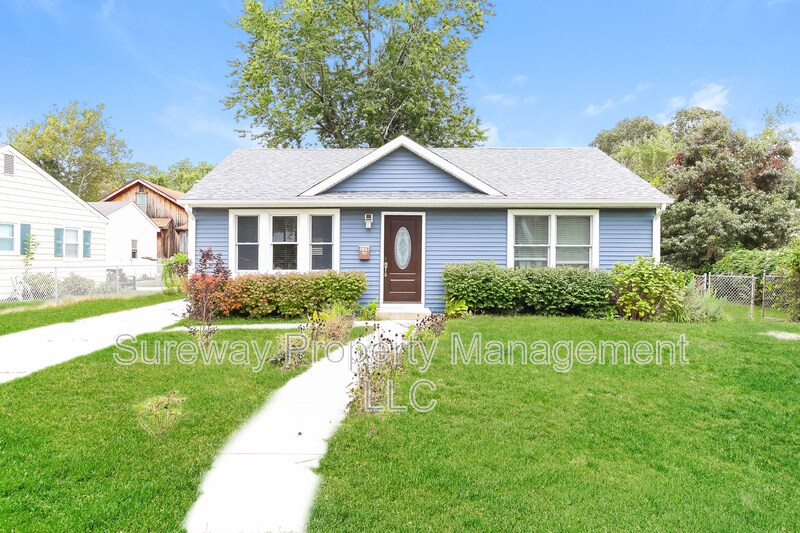 Primary Photo - 256 Coolidge Ave