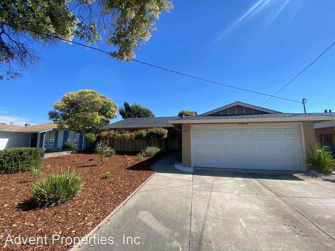 Primary Photo - 3 br, 2 bath House - 27999 Hesse Drive