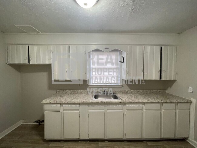 Foto del edificio - Cozy Two Bedroom Home In South Macon
