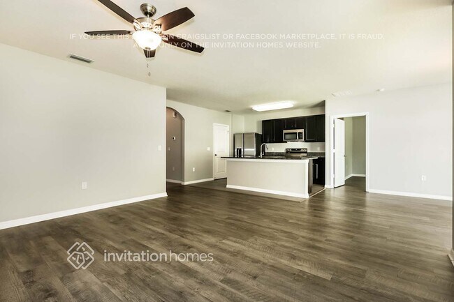 Foto del edificio - 14954 Flowing Gold Dr