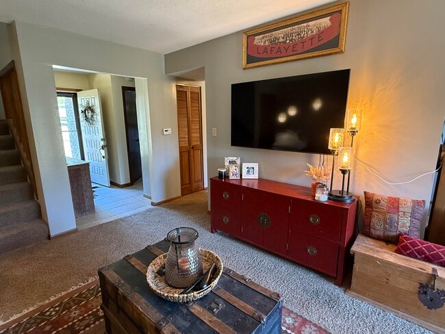 Foto del edificio - 2032 Waterfront Dr N