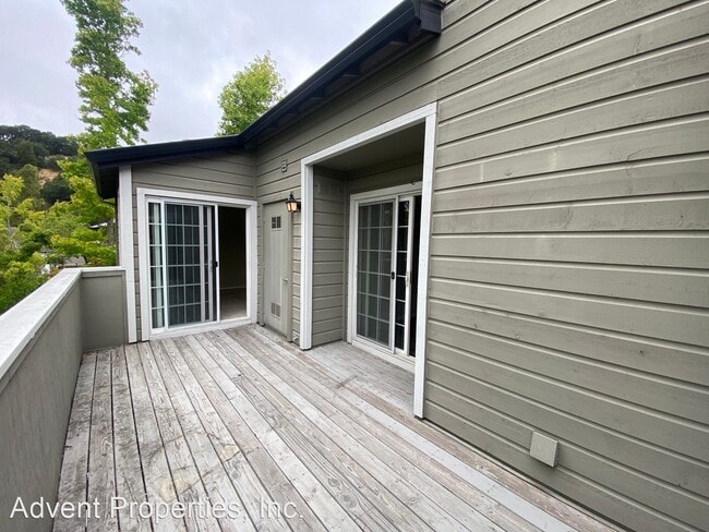 Building Photo - 2 br, 2 bath House - 580 Canyon Oaks Dr Un...