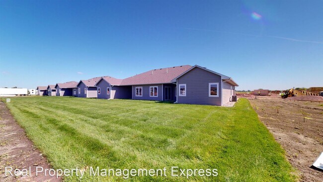 Building Photo - 3 br, 2 bath House - 315 S Granite Ave
