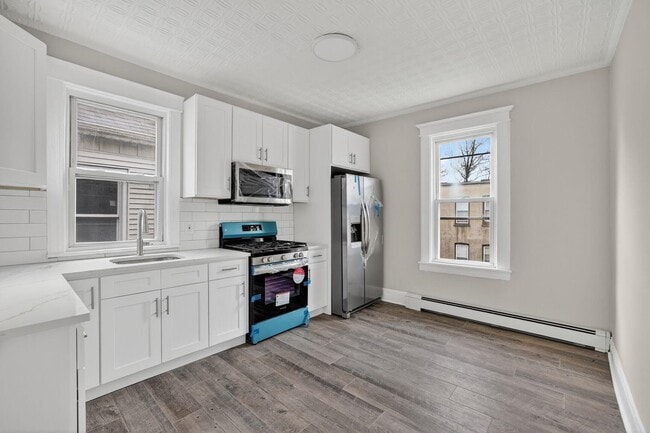 Building Photo - 107 Brown Pl