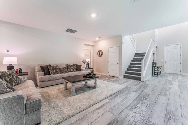 Building Photo - Modern Luxury Living: Spacious Retreat wit...