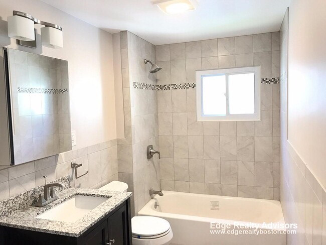 Foto del edificio - 129 Brooks St