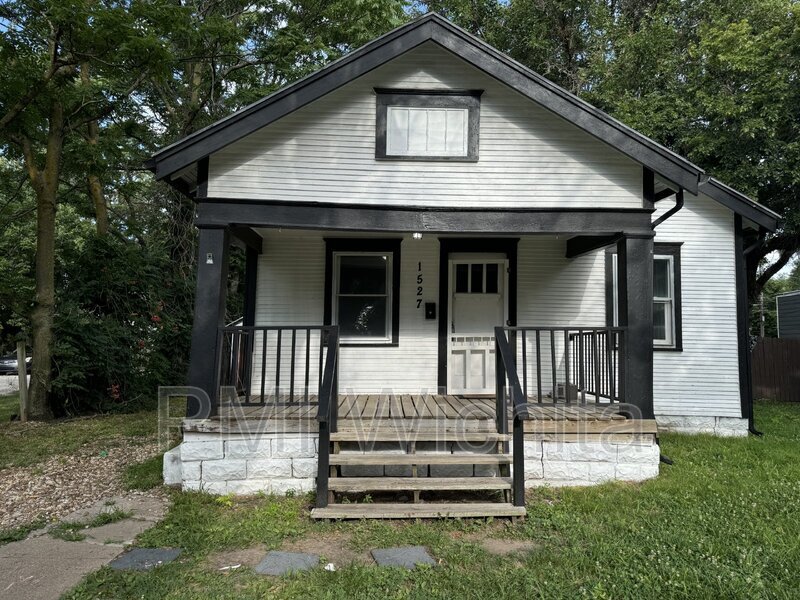 Primary Photo - 1527 S Lulu St