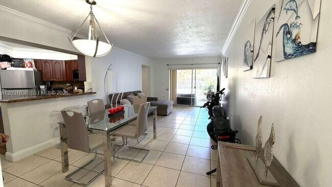 Foto del edificio - 9711 Fontainebleau Blvd