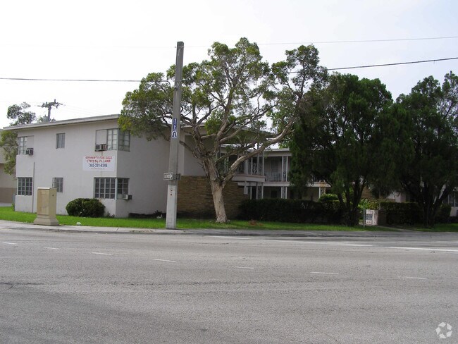 Foto del edificio - 711 Beacom Blvd