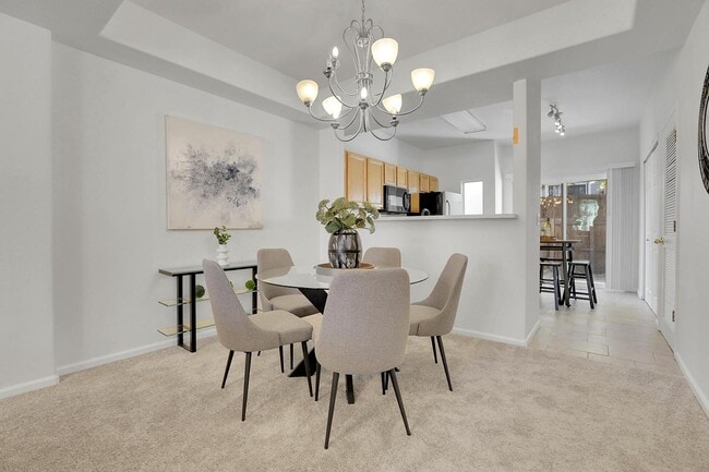 Foto del edificio - 9643 W Chatfield Ave