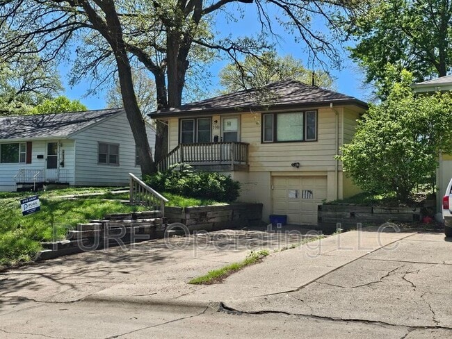 Building Photo - 7761 Highland St