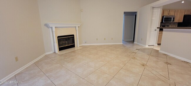 Building Photo - 7535 Deer Cove Ln