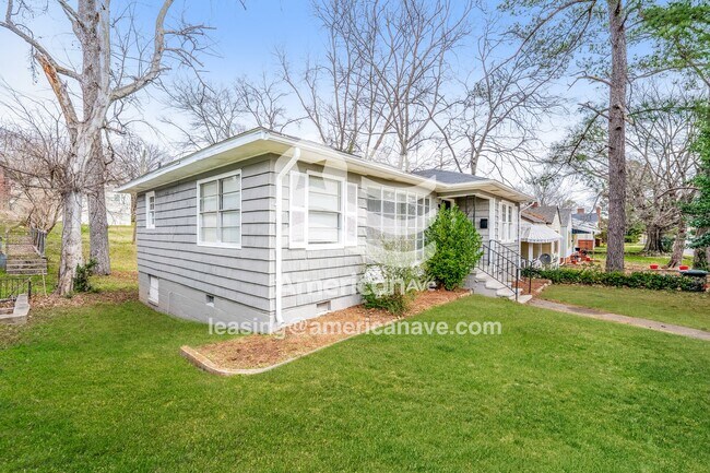 Foto del edificio - 1528 5th Ave W