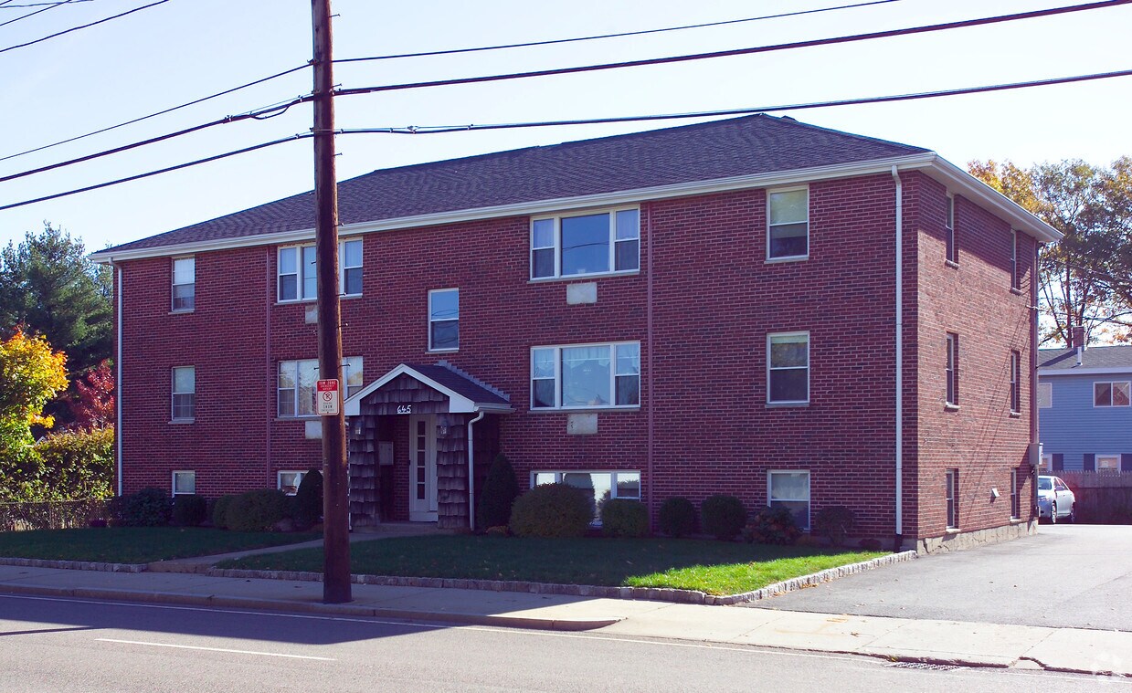 Primary Photo - 639-645 Sea St