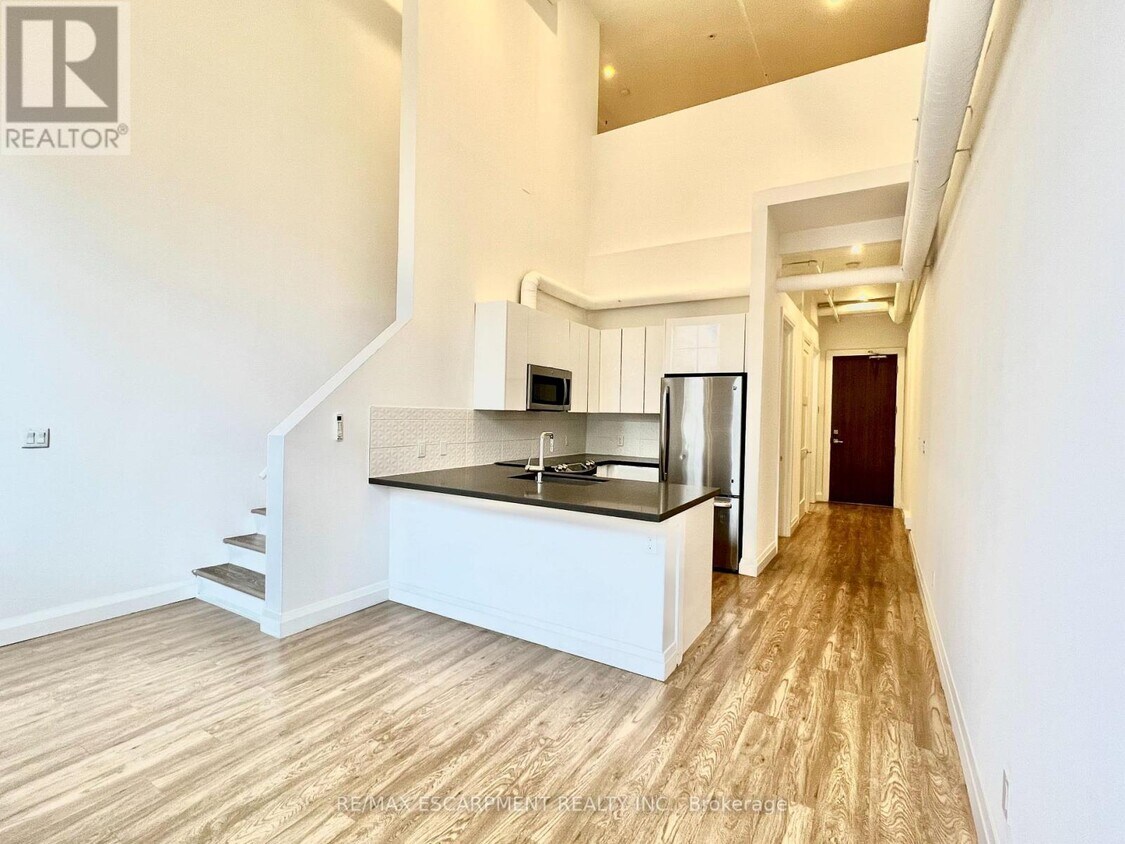 220 Dundurn St S, Hamilton, ON L8P 4K7 Apartment for Rent in Hamilton