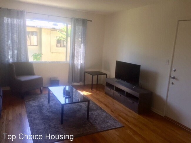 Building Photo - 427 San Vicente Blvd
