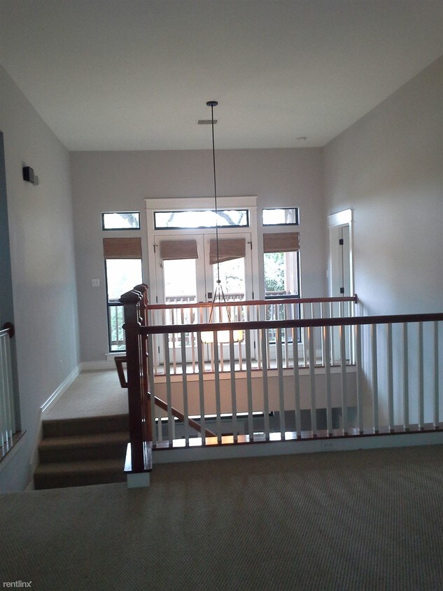 Foto del edificio - 1318 Newning Ave
