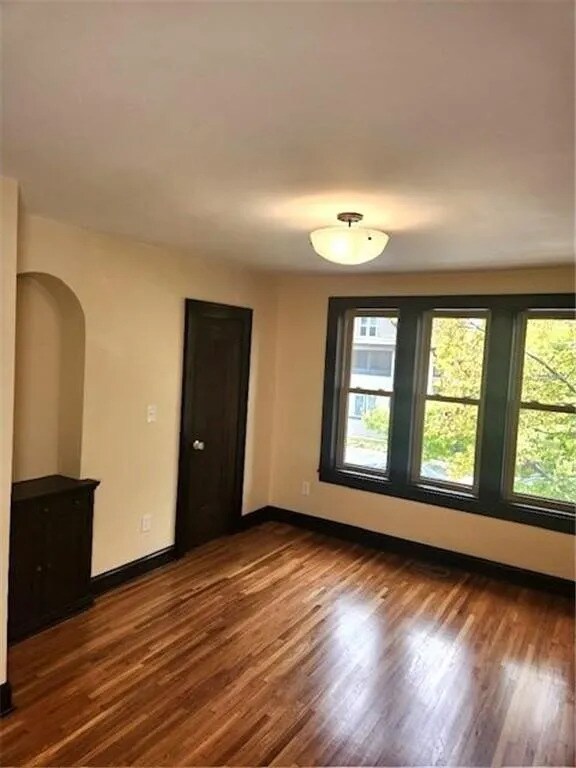 Foto del edificio - 3020 Grand Ave S