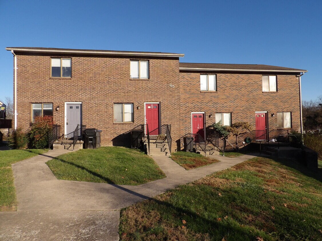 65 Ashwood Ct Unit 6, Frankfort, KY 40601 Room for Rent in Frankfort