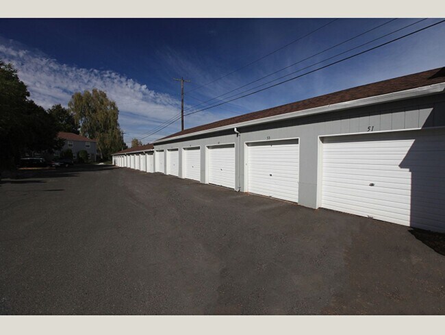 Building Photo - Mid-Century Style in Tranquil Landscaped S...