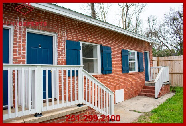 Building Photo - 2703 Battleship Pkwy