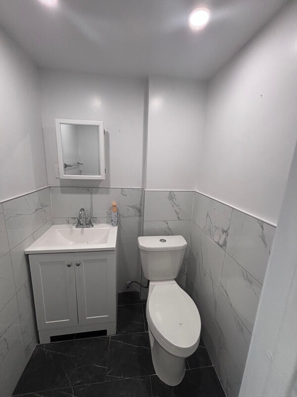 Building Photo - 157 S Harrison St