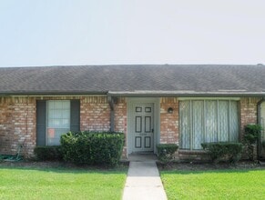 Building Photo - 4046 Laura Leigh Dr