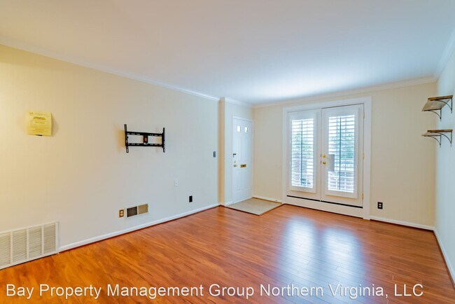 Building Photo - 2 br, 1 bath House - 2723 WALTER REED DR, ...