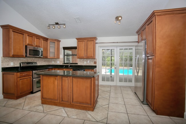 Foto del edificio - 2453 Sweetaire Ct