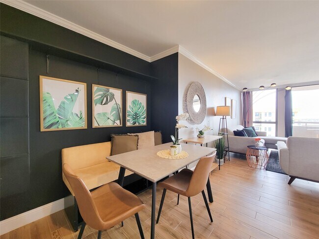 Foto del edificio - 3525 Sage Rd