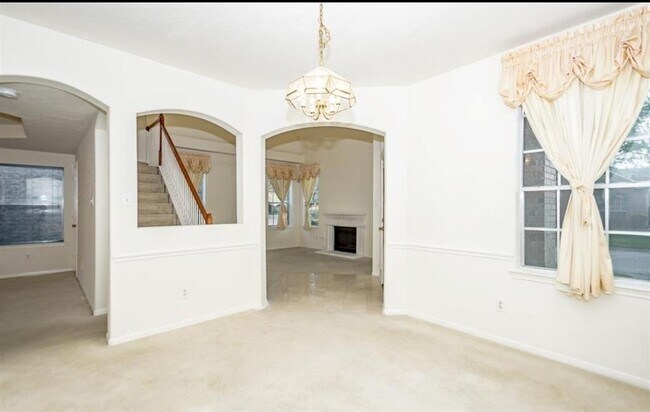 Foto del edificio - 15903 Timber Chase Dr
