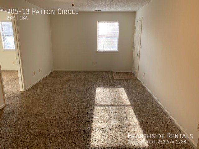 Building Photo - 2 Bed / 1 Bath Ground Apt. in Patton Circle