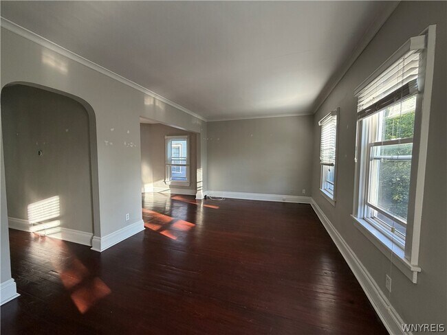 Foto del edificio - 193 Norwood Ave