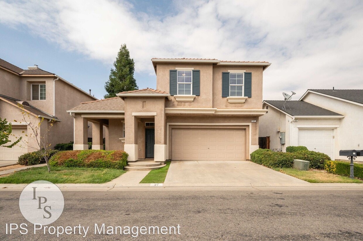 3 br, 2.5 bath House 27 W Siena Lane House Rental in Clovis, CA
