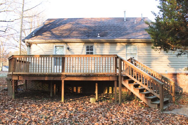 Building Photo - 3470 Oak Rd