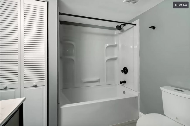 Building Photo - 6858 Lockridge Dr NW