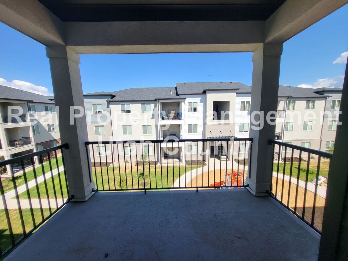 3372 W 1910 N Unit L302, Lehi, UT 84043 Condo for Rent in Lehi, UT