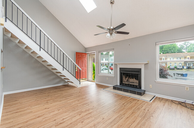 Building Photo - 655 Biltmore Dr