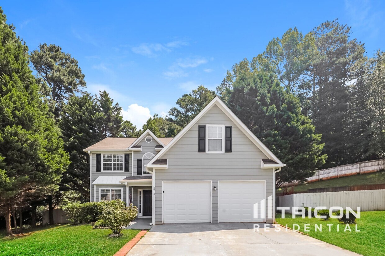 Primary Photo - 7618 Lakemoor Drive Riverdale GA