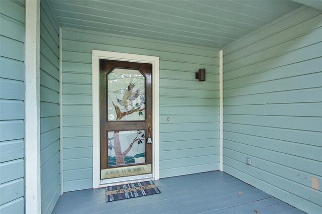 Building Photo - 26 S Mossrock Rd