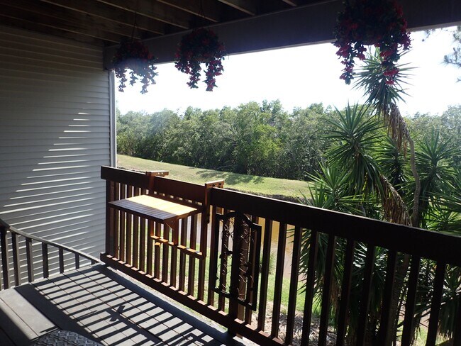 Building Photo - 9614 Tara Cay Ct