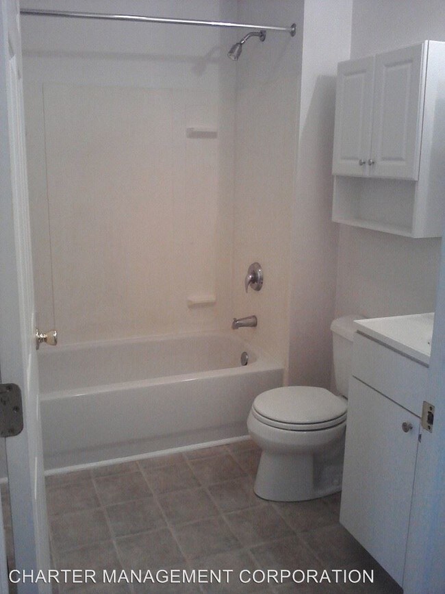 Foto del edificio - 29-31 W State St