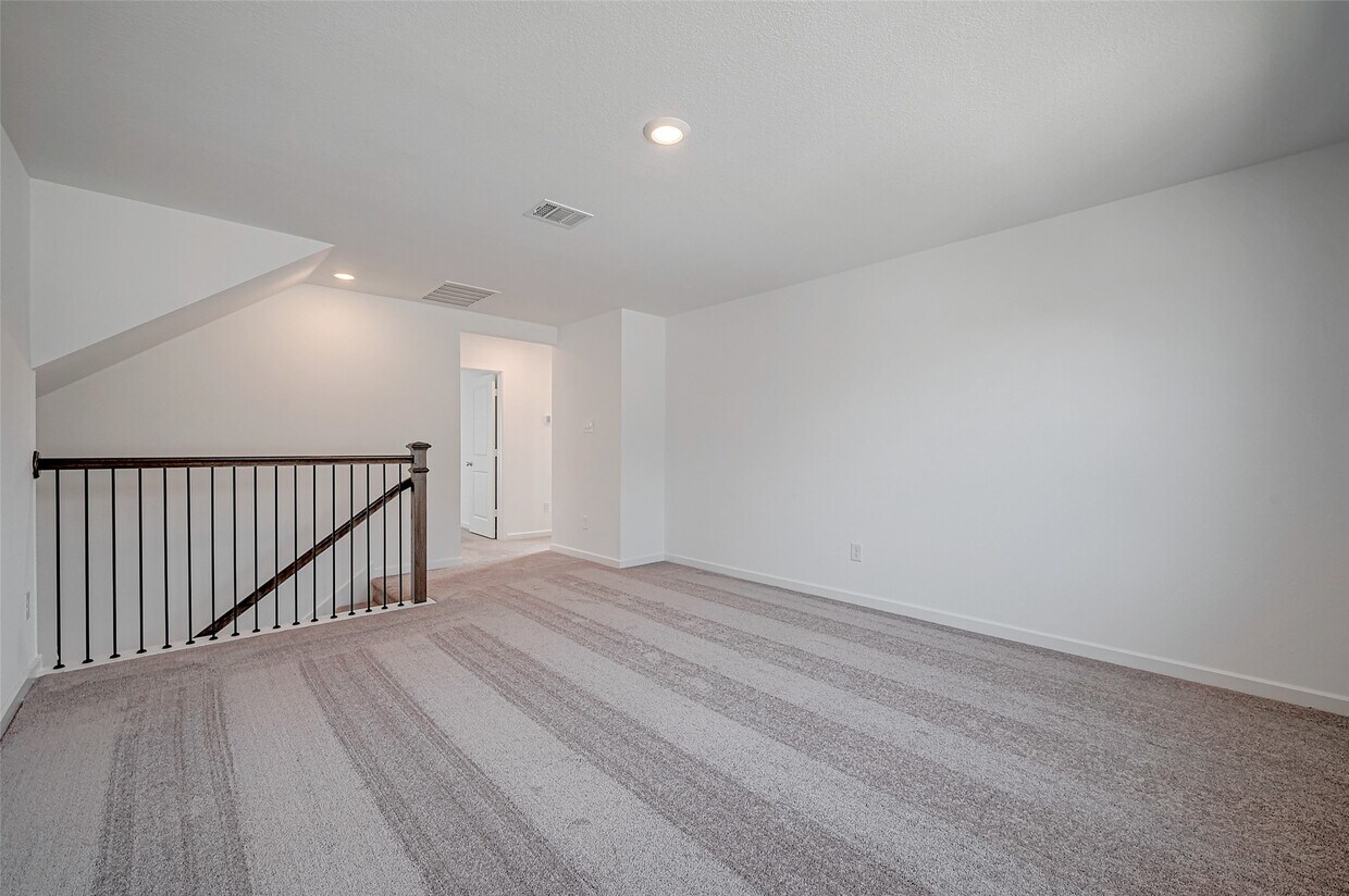 Building Photo - 1127 Sugar Dr