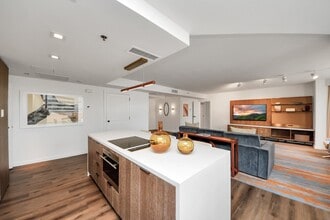 Building Photo - 1300 Lamar St Building Photo - 1300 Lamar St