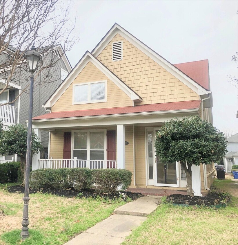 Primary Photo - 1249 Island Pl E