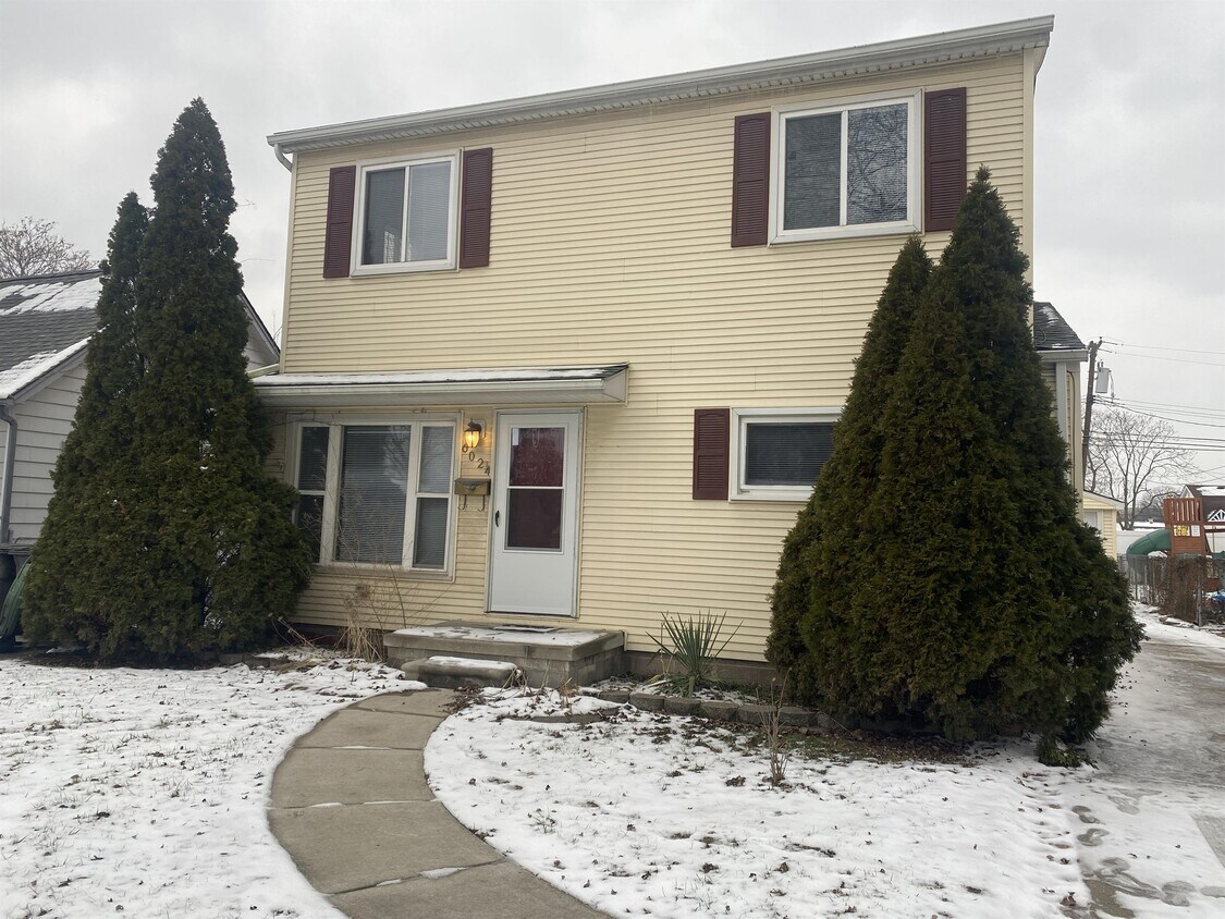 6024 Jackson St, Taylor, MI 48180 House Rental in Taylor, MI