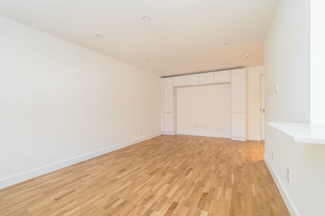 Photo du bâtiment - 55 Eccleston Dr