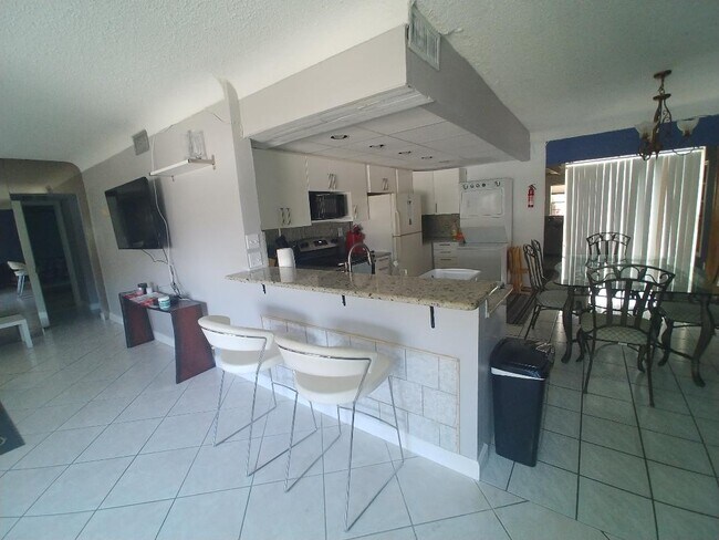 Kitchen Dining Area - 120 NE 20th Ave